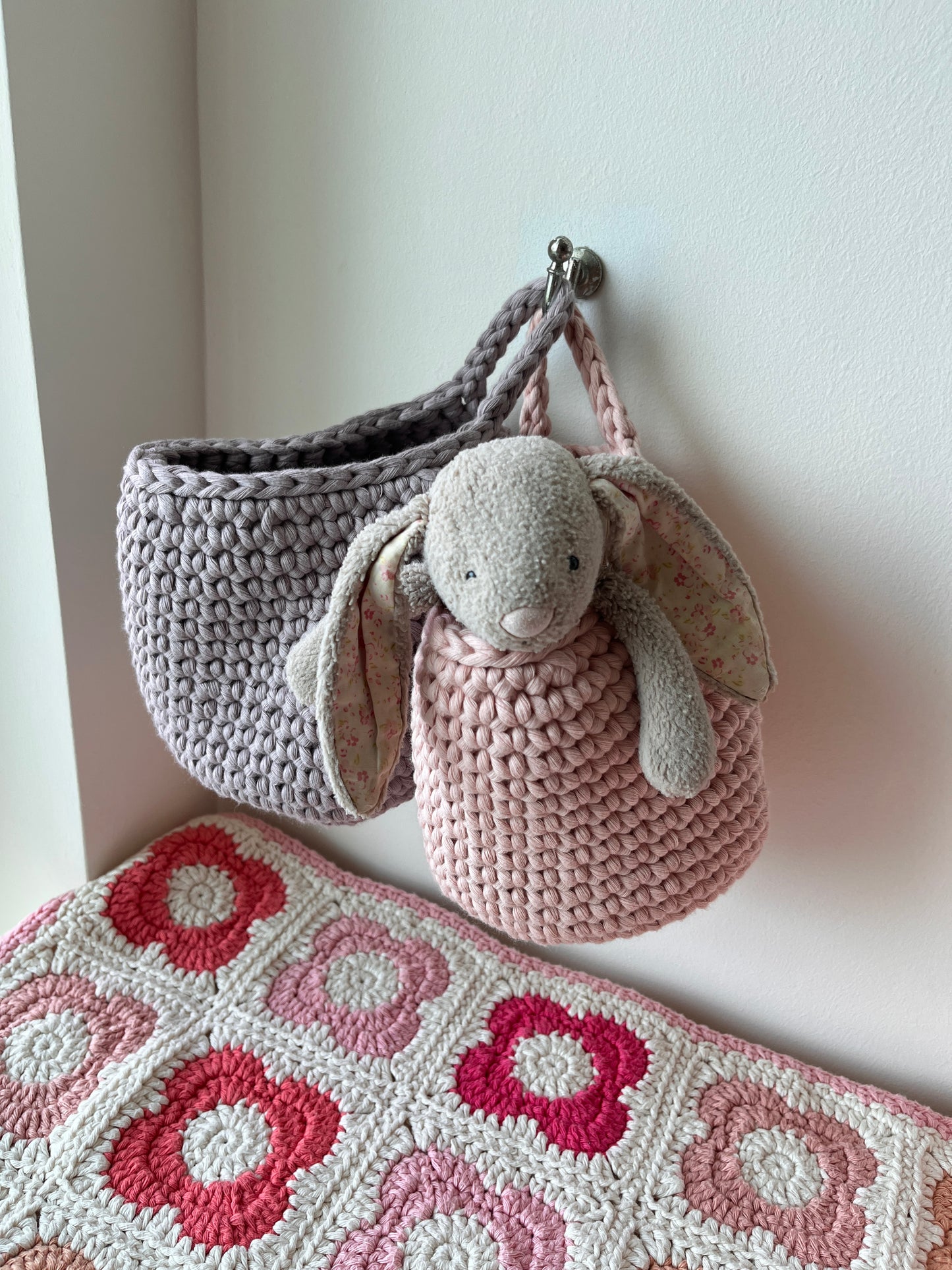Slouchy Hanging Basket