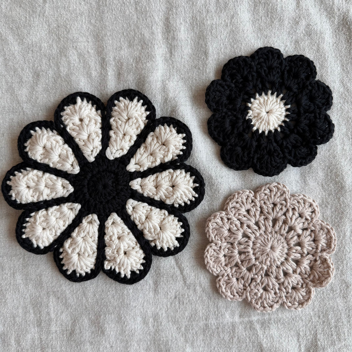 Vintage Petals Coaster Set