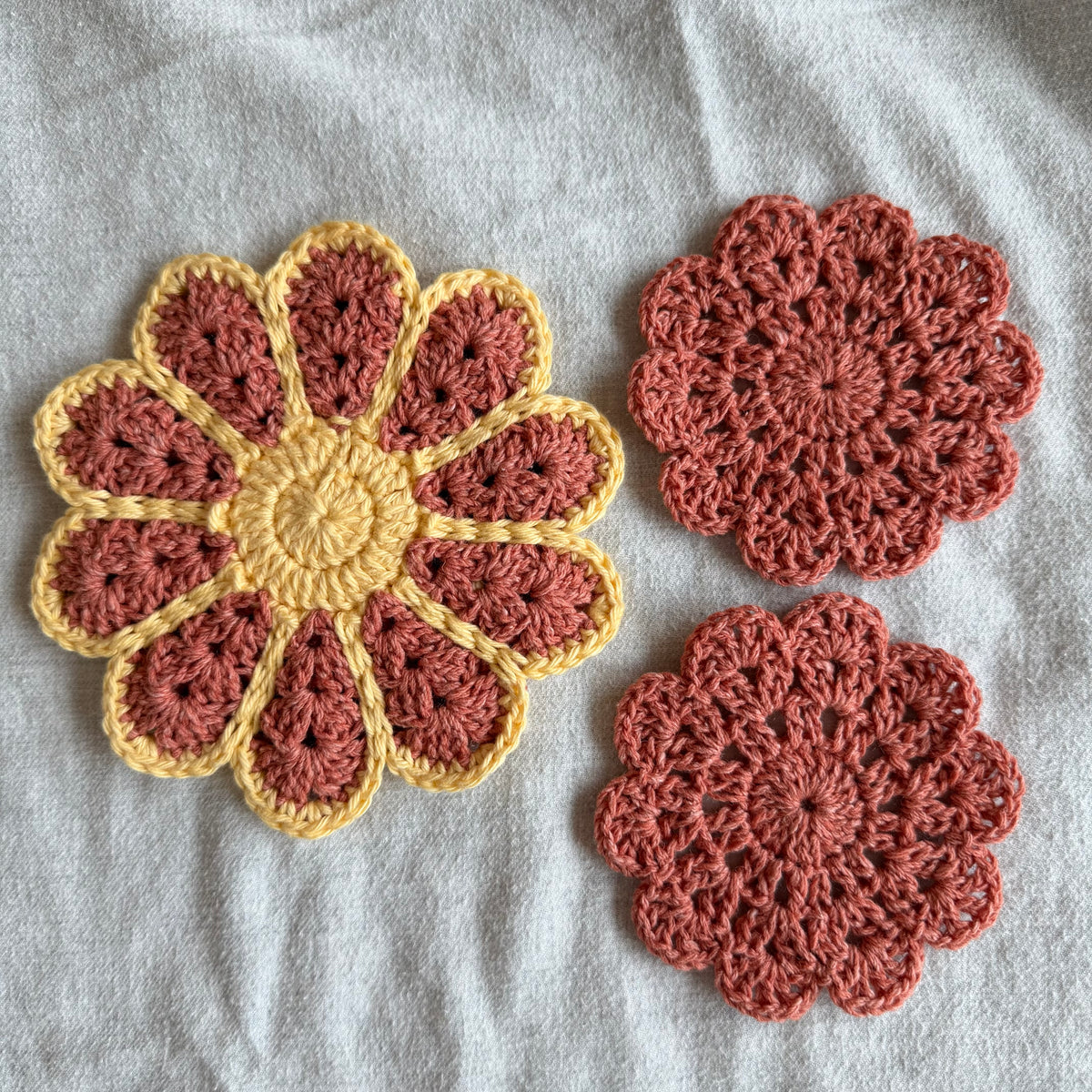 Vintage Petals Coaster Set