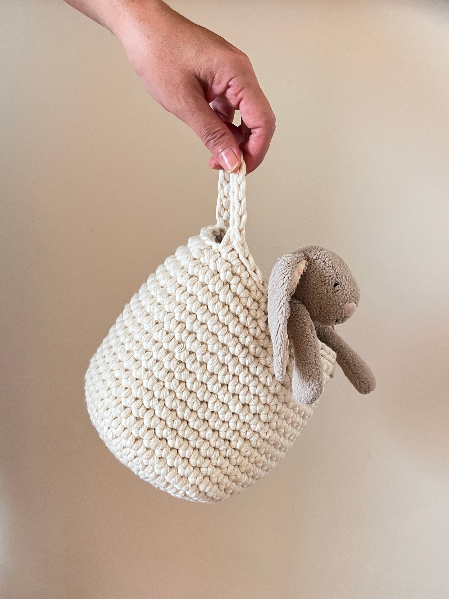 Slouchy Hanging Basket