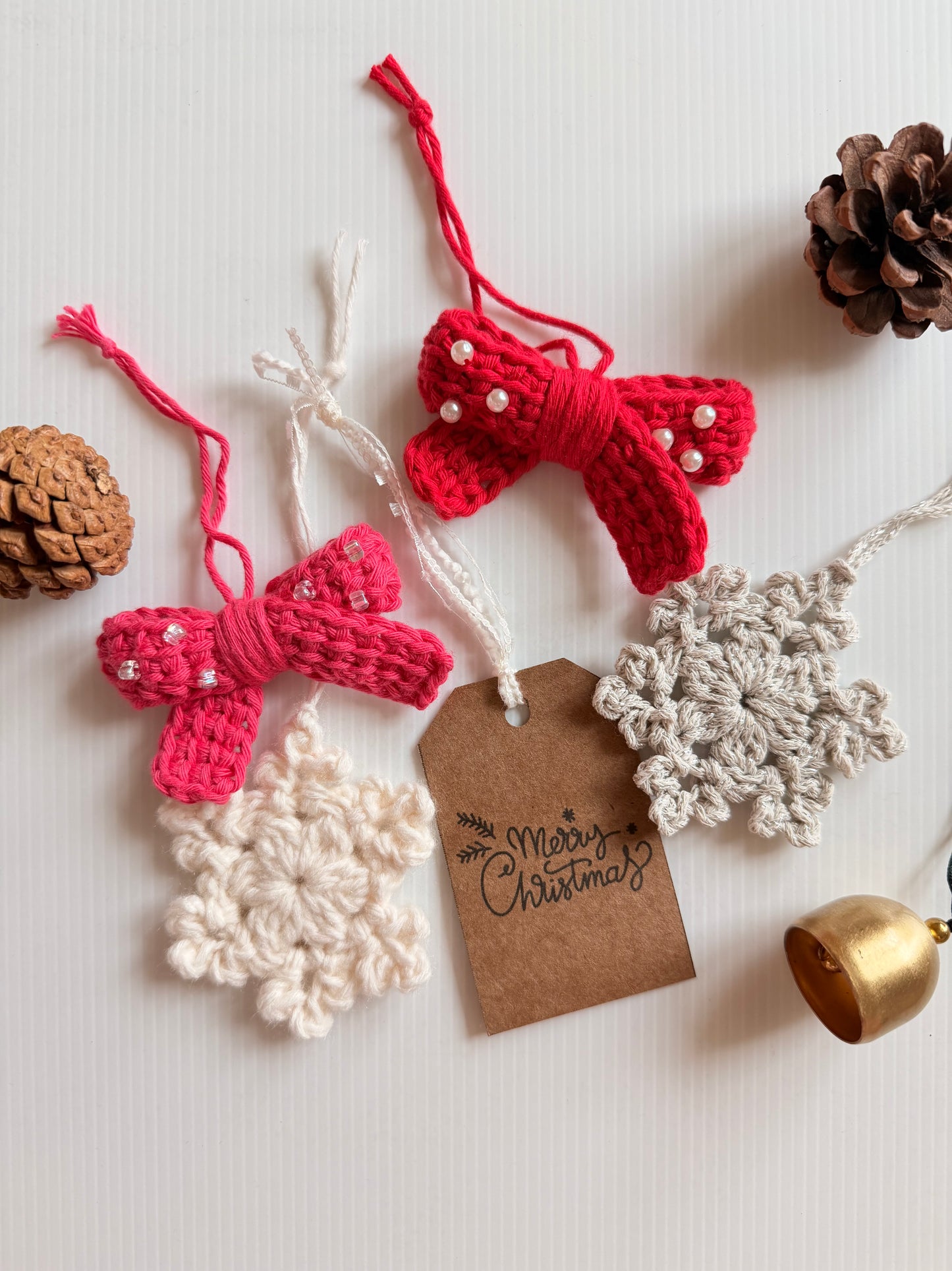 Beaded Bow Ornament Set