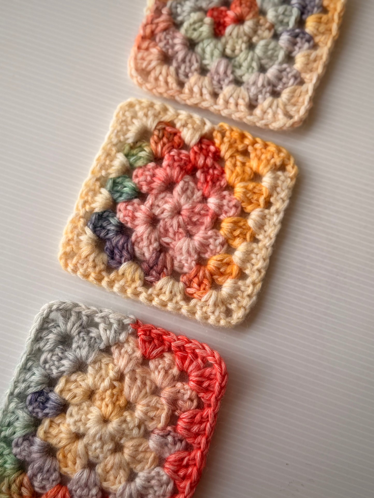 CROCHET LESSON - Beginner Granny Square